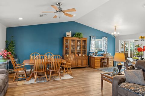 Tiny photo for 380 Sunnyside Drive, Winston, OR 97496 (MLS # 220212122)