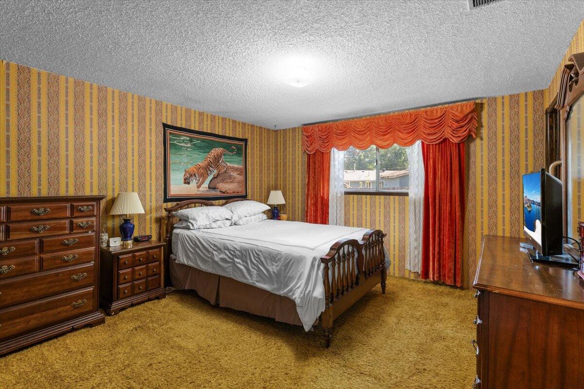 Mazama Village - Residential