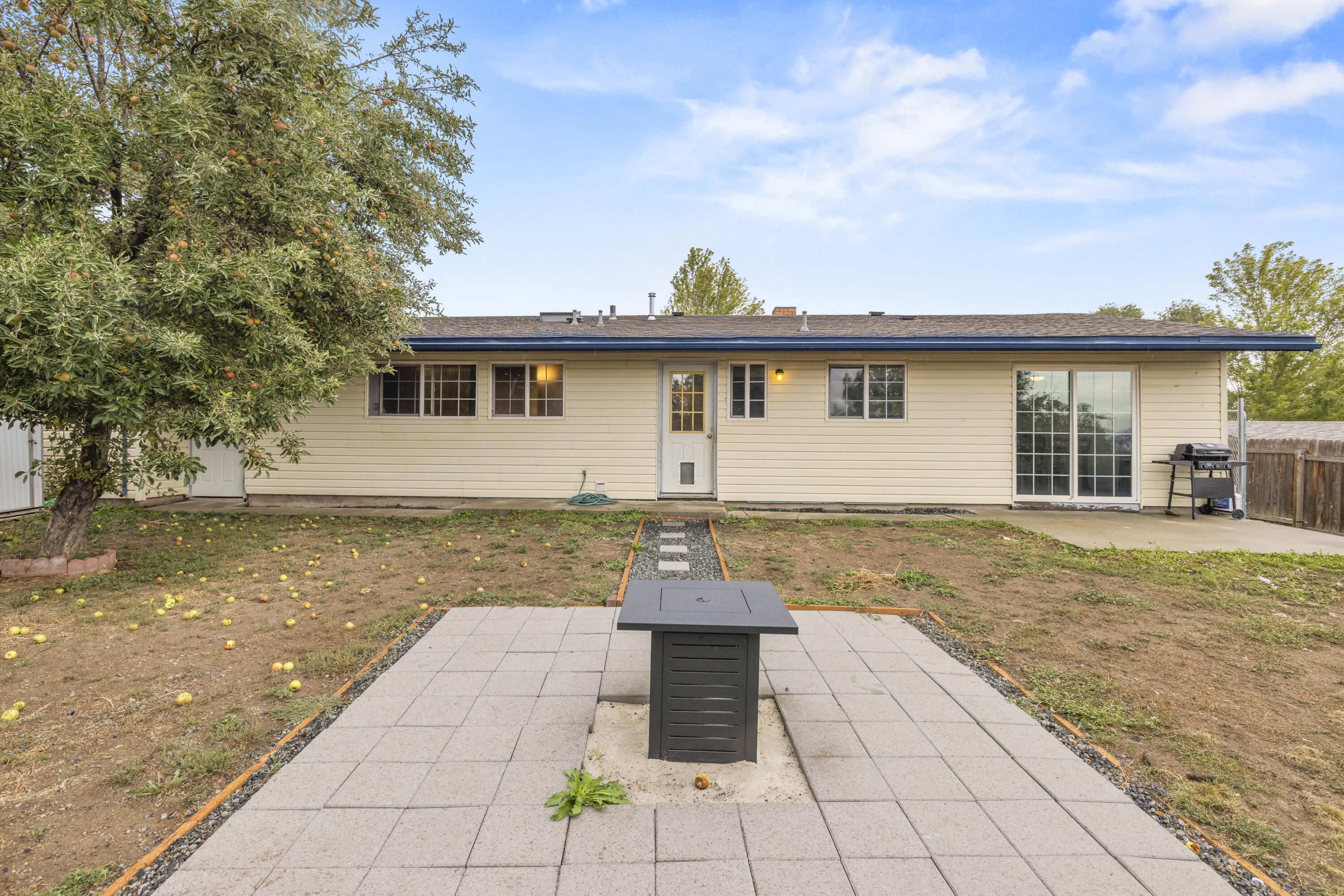 Falcon Heights Condominiums -Stage I - Residential