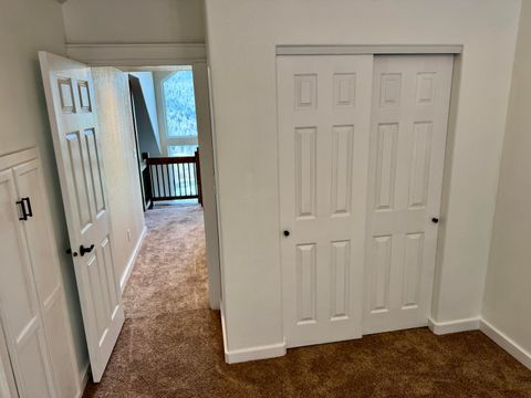 Tiny photo for 901 Manzanita Drive, Rogue River, OR 97537 (MLS # 220221320)