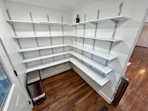 Tiny photo for 901 Manzanita Drive, Rogue River, OR 97537 (MLS # 220221320)
