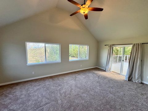 Tiny photo for 901 Manzanita Drive, Rogue River, OR 97537 (MLS # 220221320)