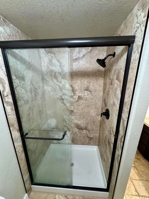 Tiny photo for 901 Manzanita Drive, Rogue River, OR 97537 (MLS # 220221320)