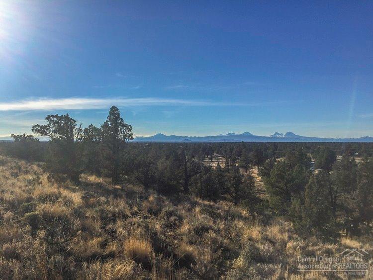 Bend Cascade View - Land