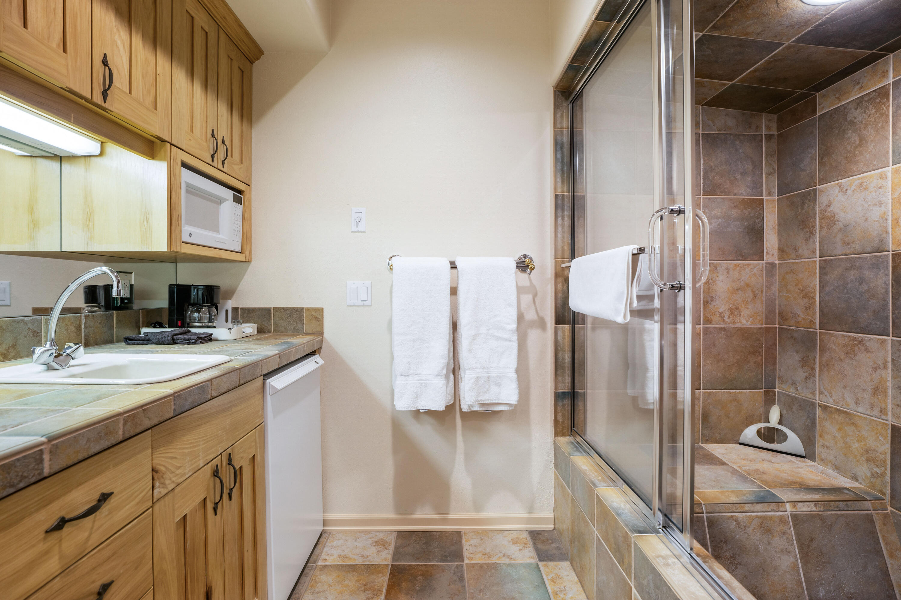 StoneTH - Residential