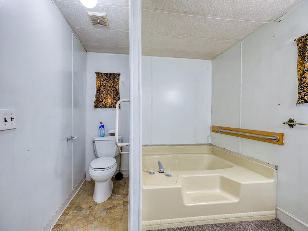 Winema Peninsula - Residential