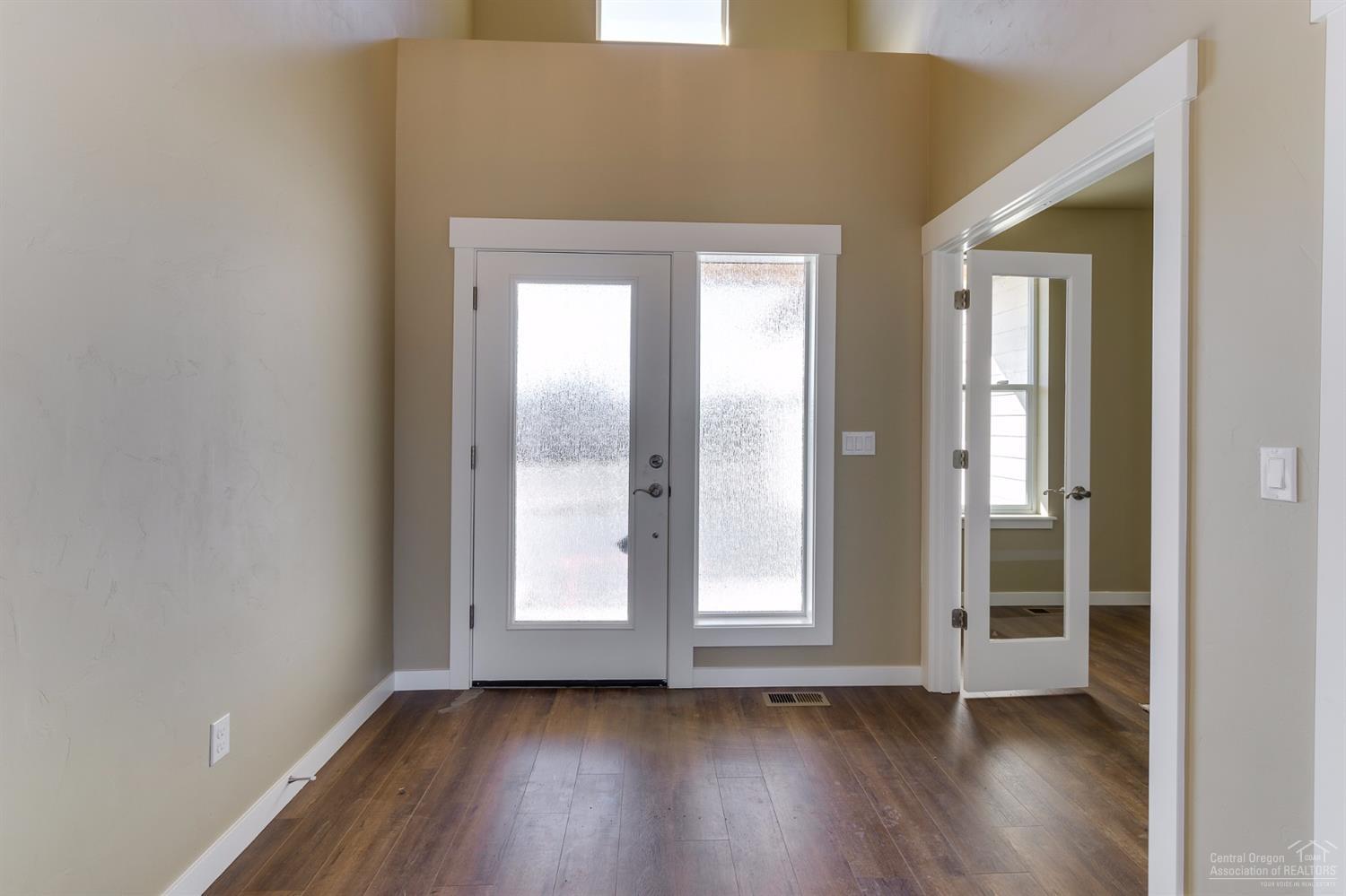 Forked Horn Butte - Residential