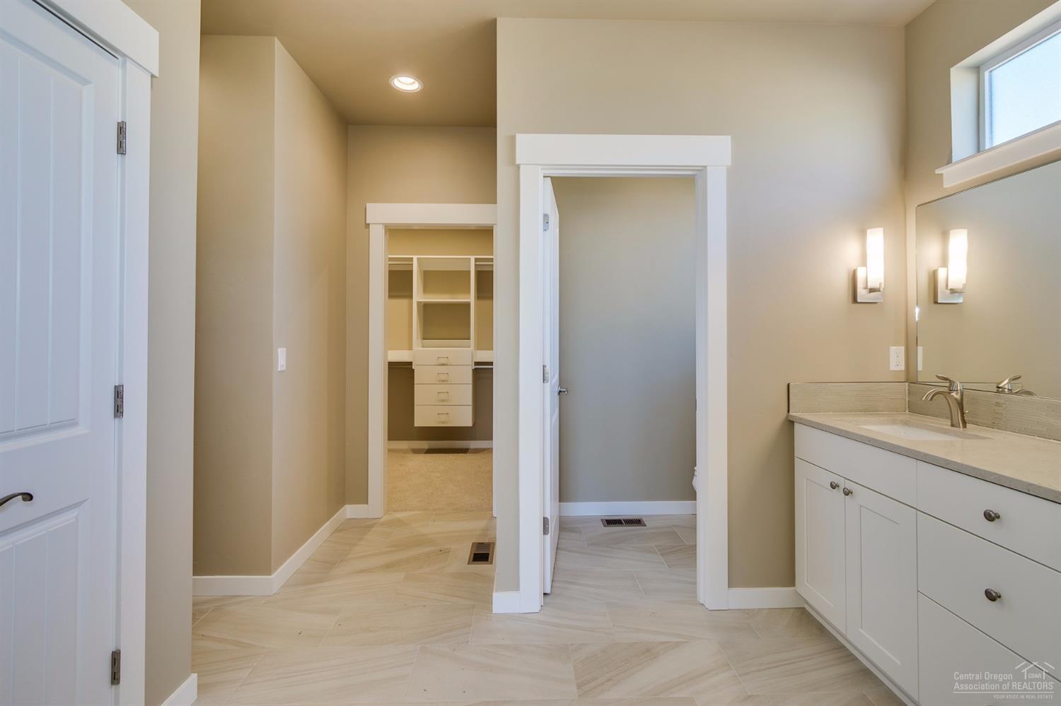 Forked Horn Butte - Residential