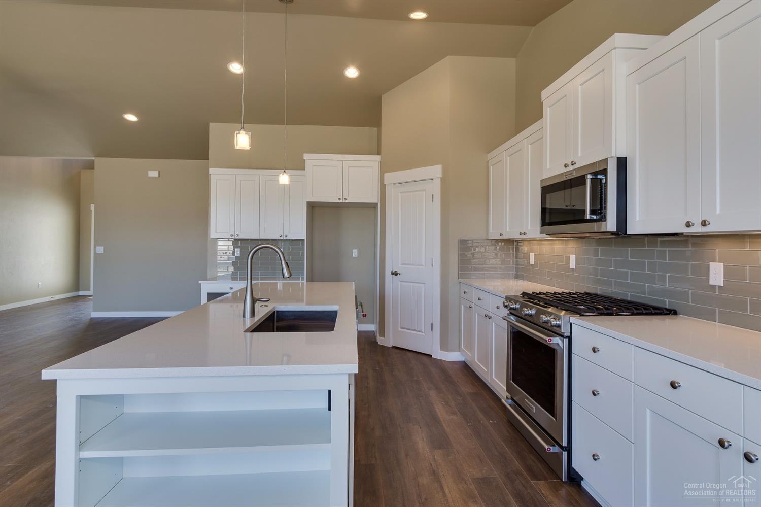 Forked Horn Butte - Residential