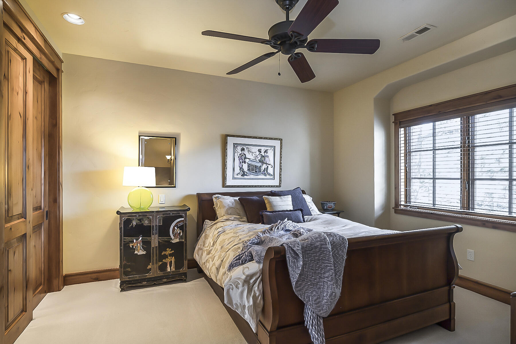 Broken Top - Residential