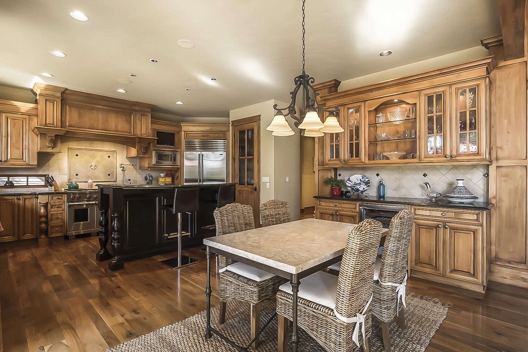 Broken Top - Residential