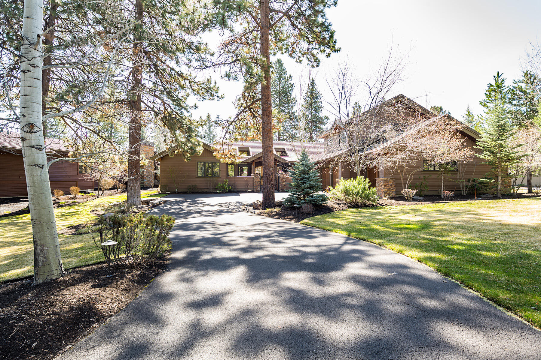 Broken Top - Residential