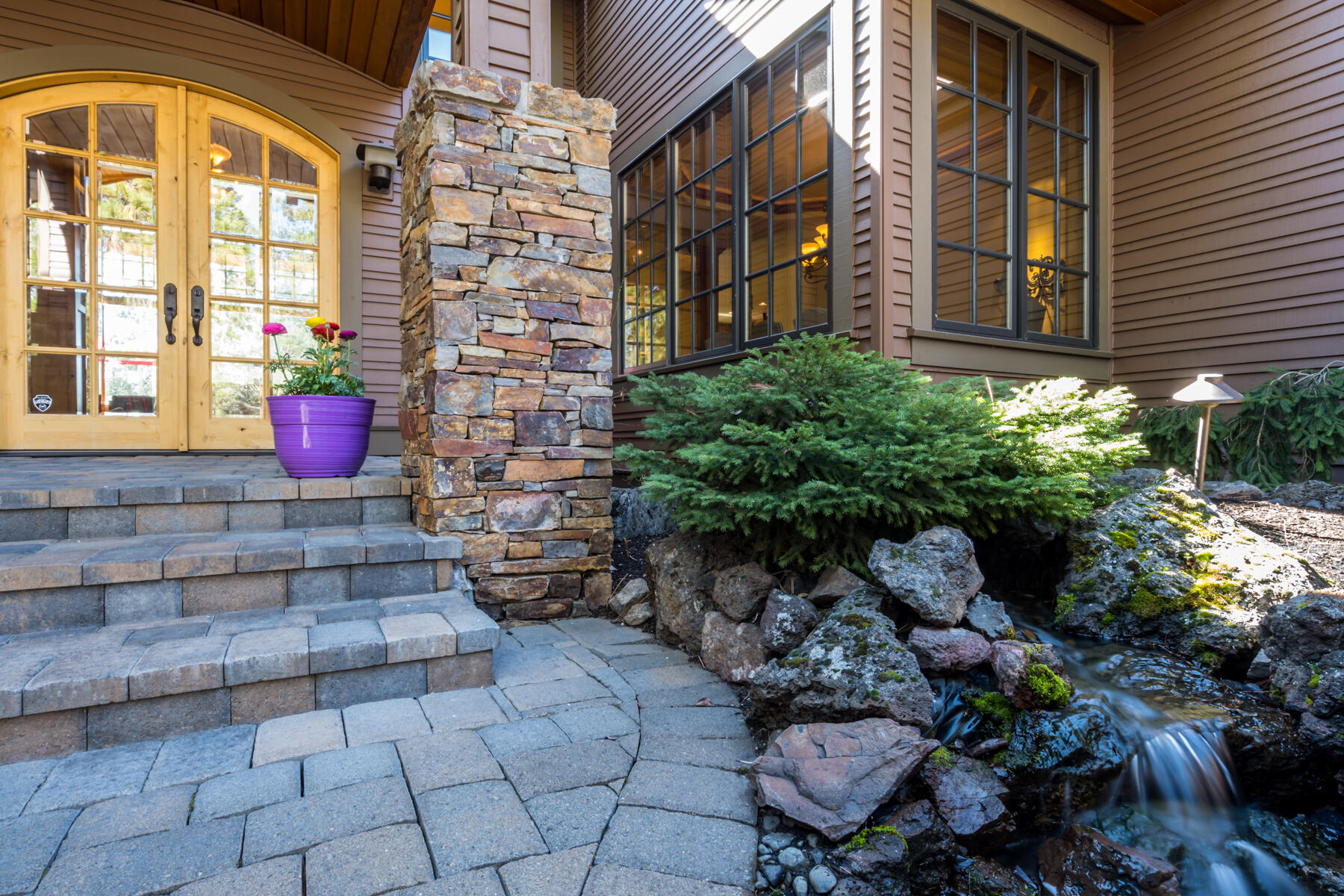 Broken Top - Residential