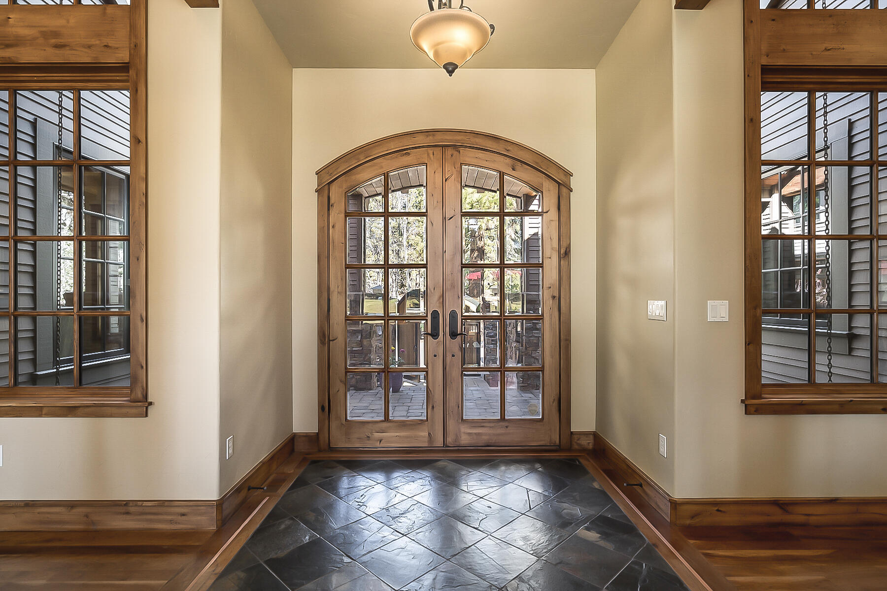 Broken Top - Residential