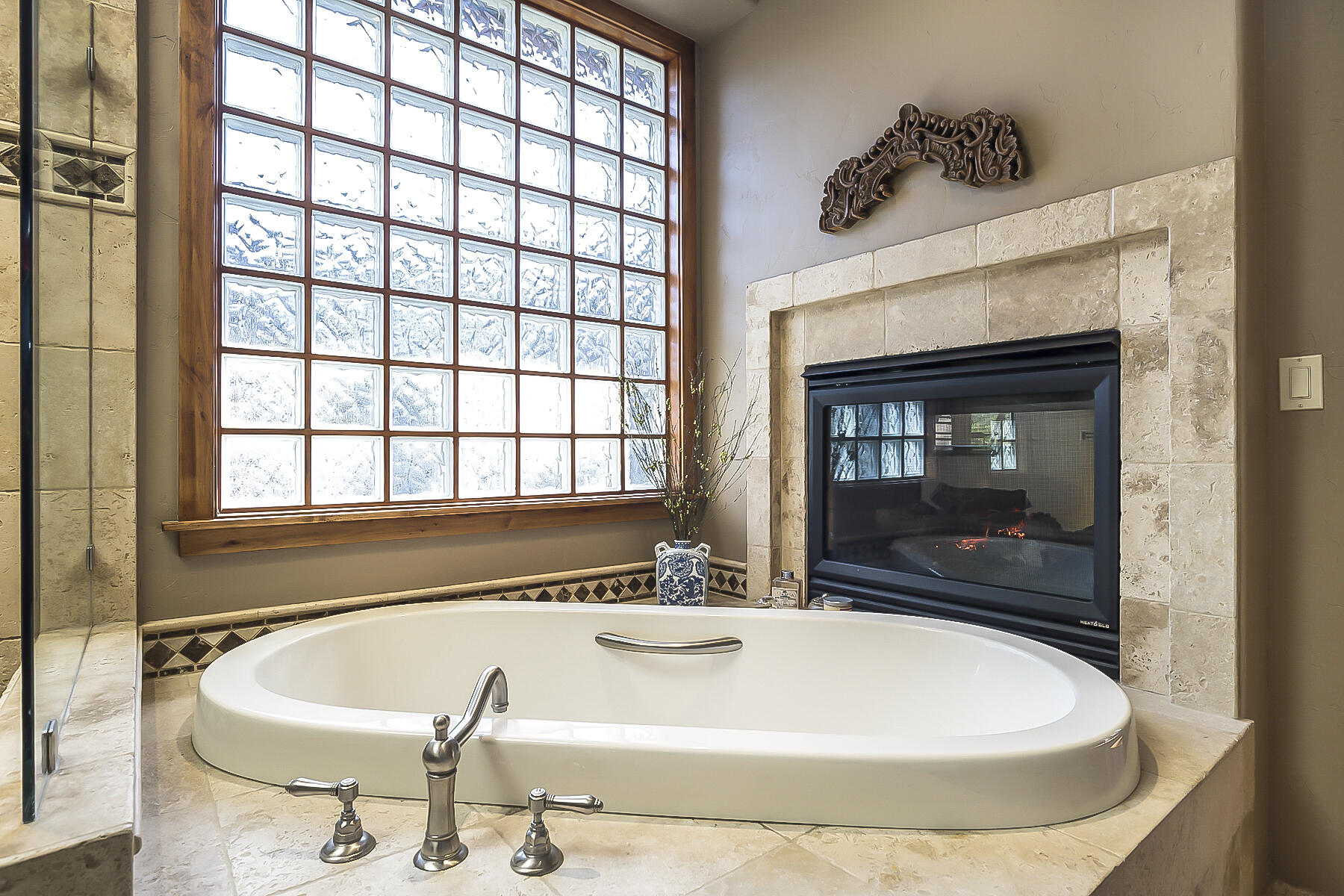 Broken Top - Residential