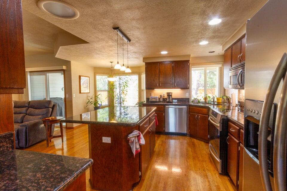 Larson Creek Estates Phases 1And 2 - Residential