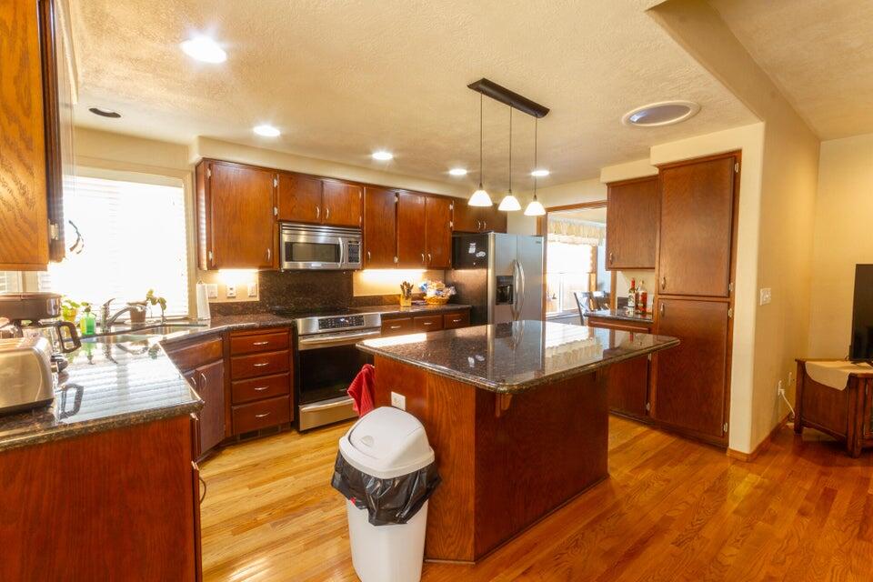 Larson Creek Estates Phases 1And 2 - Residential