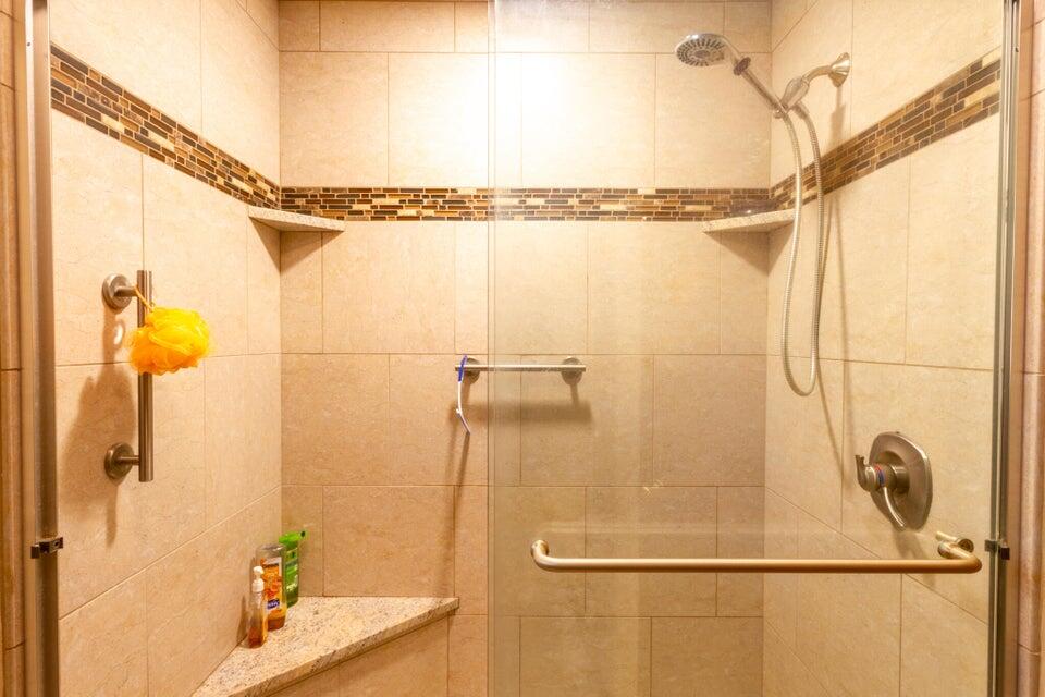 Larson Creek Estates Phases 1And 2 - Residential