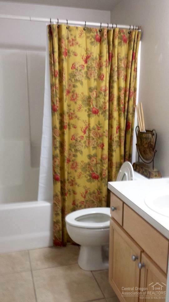 Larkspur - Residential Income