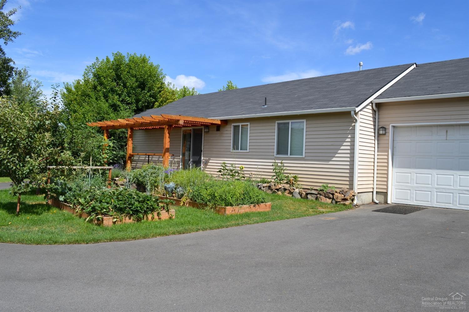 Larkspur - Residential Income