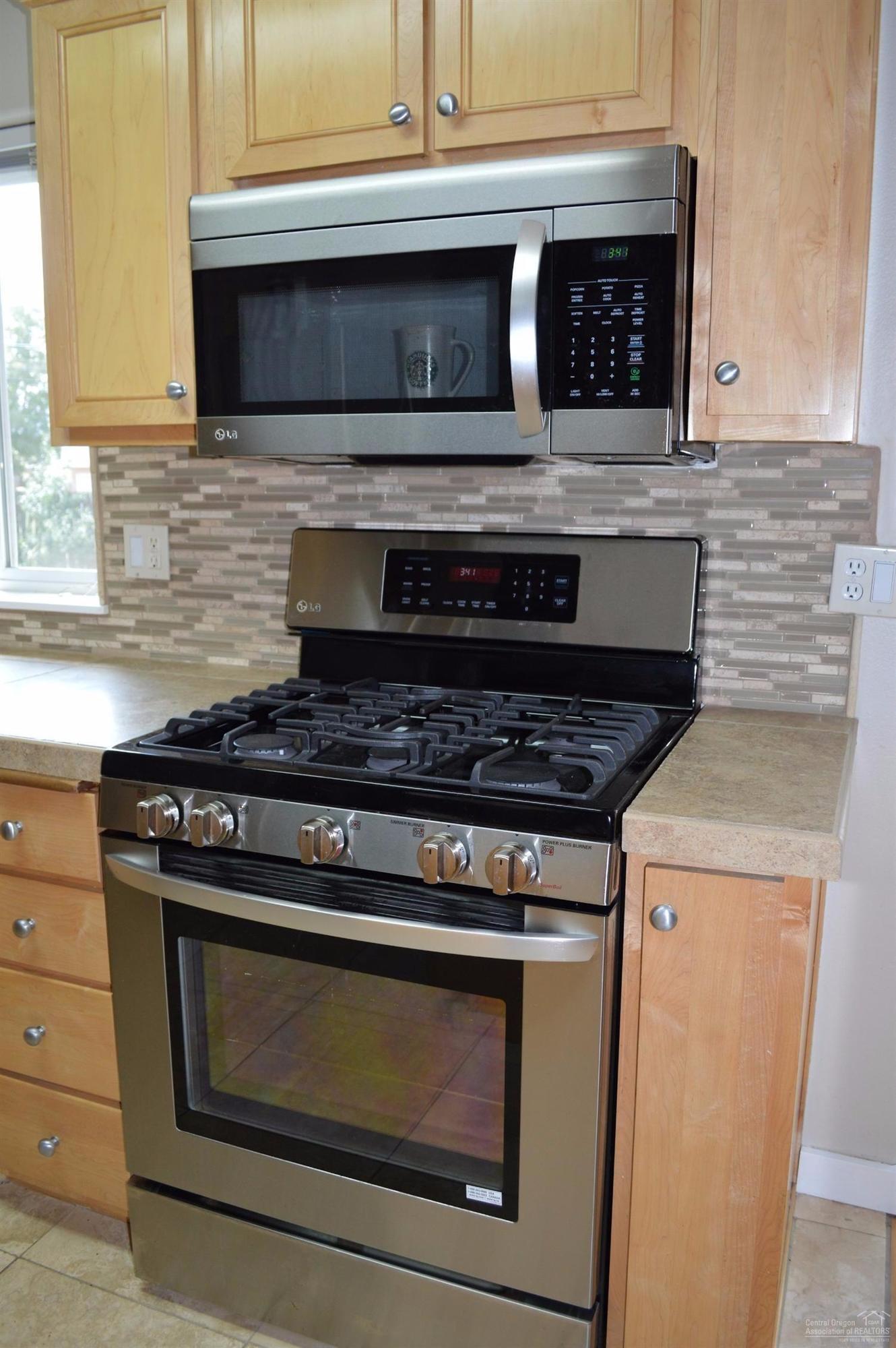 Larkspur - Residential Income