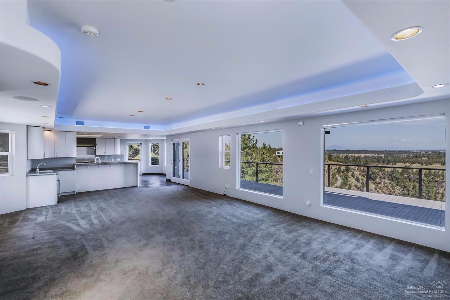 Wyndemere - Residential