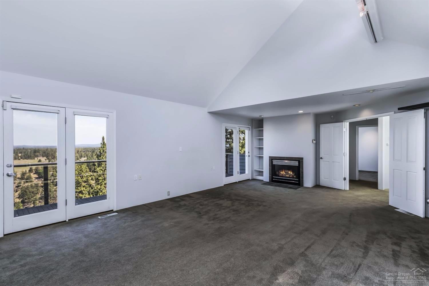 Wyndemere - Residential