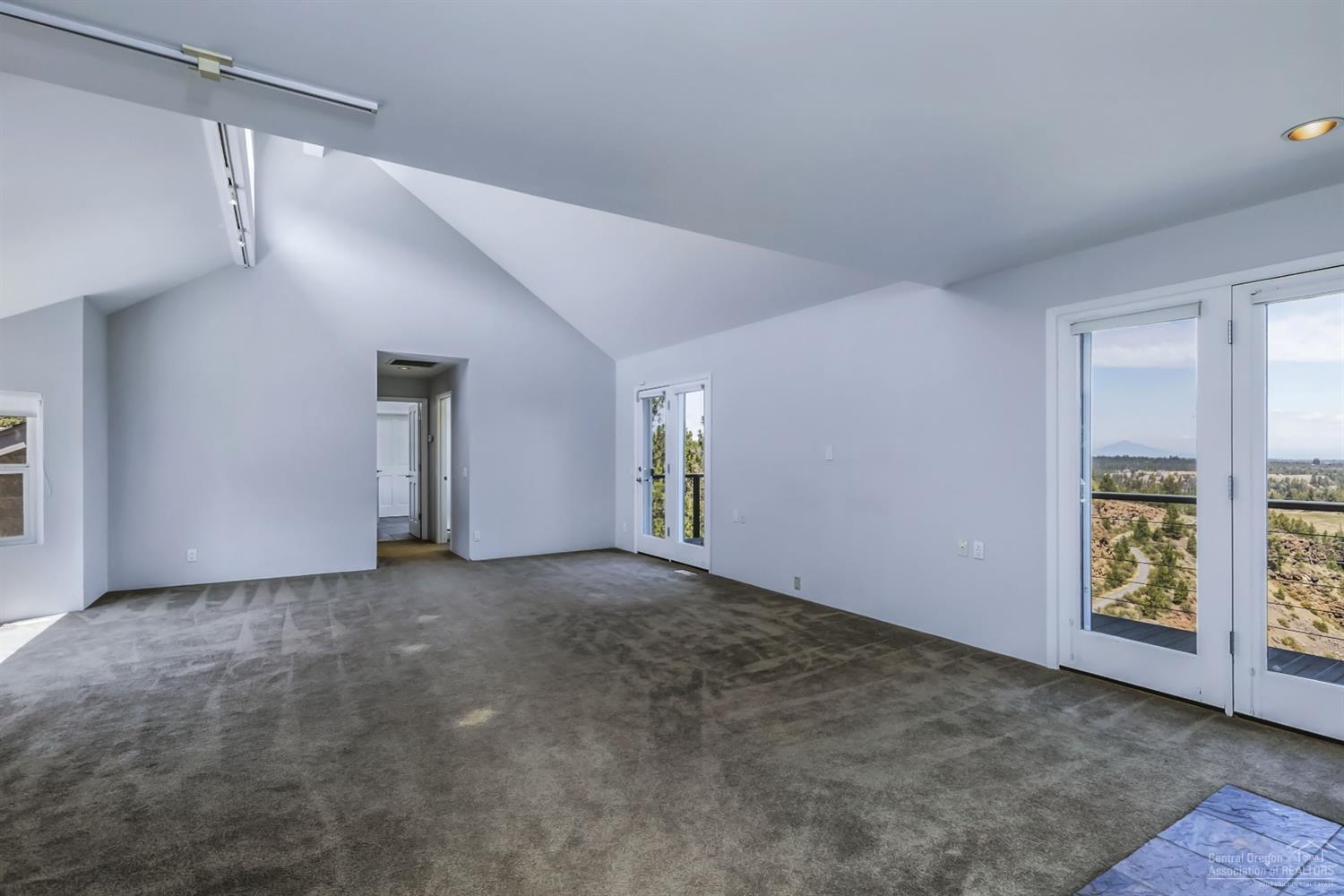 Wyndemere - Residential