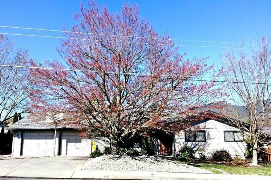 You'll be pleased with this ONE OWNER 3 bedrooms 2 baths, 1868 approx sq ft, home in northwest Grants Pass built in 1977, with some great upgrades. New Heating/Air Conditioning System, including all new duct work. Beautiful, matured back yard, including a great garden area, covered patio with built in lights and speakers to take advantage of your outdoor space in almost any weather. There is a garden shed in the backyard for tools and yard equipment, as well as a perfect staging area. Come see this beautiful home.