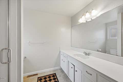 Tiny photo for 2905 El Dorado Drive, Medford, OR 97504 (MLS # 220226739)