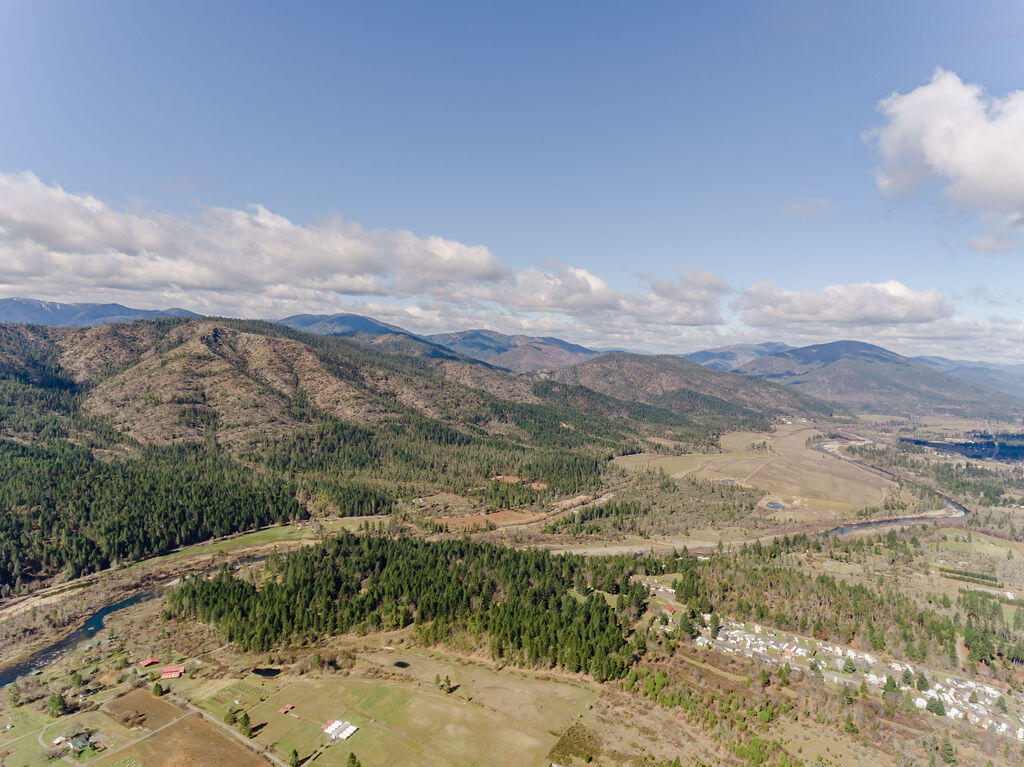 Illinois River Estates - Land