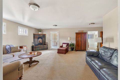 Tiny photo for 719 Widgeon Road, Redmond, OR 97756 (MLS # 220219270)