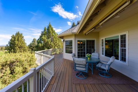 Tiny photo for 719 Widgeon Road, Redmond, OR 97756 (MLS # 220219270)