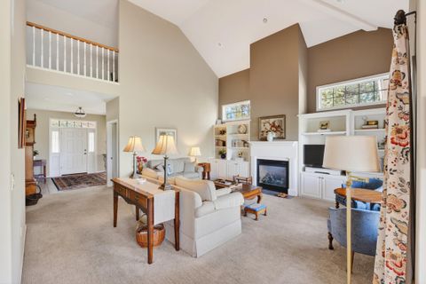 Tiny photo for 719 Widgeon Road, Redmond, OR 97756 (MLS # 220219270)