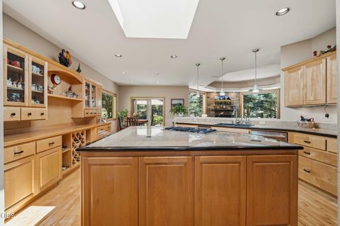 Tiny photo for 57944 Bunker Lane #4, Sunriver, OR 97707 (MLS # 220223367)