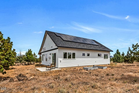 Tiny photo for 16418 SW Blue Jay Road, Terrebonne, OR 97760 (MLS # 220223248)