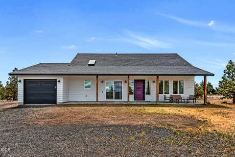 Photo of 16418 SW Blue Jay Road, Terrebonne, OR 97760 (MLS # 220223248)