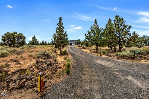 Tiny photo for 16418 SW Blue Jay Road, Terrebonne, OR 97760 (MLS # 220223248)
