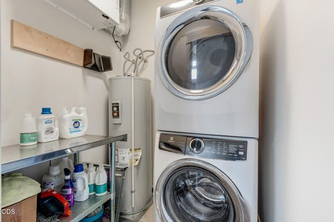 Tiny photo for 16418 SW Blue Jay Road, Terrebonne, OR 97760 (MLS # 220223248)