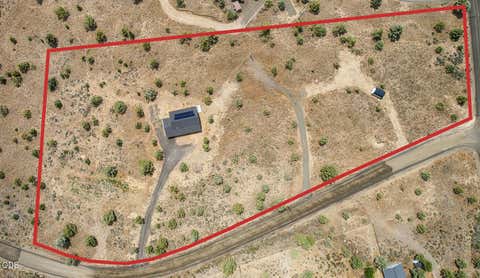 Tiny photo for 16418 SW Blue Jay Road, Terrebonne, OR 97760 (MLS # 220223248)