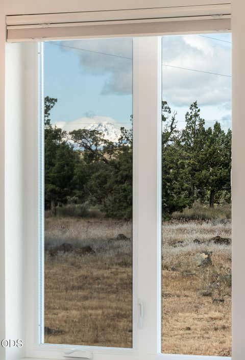 Tiny photo for 16418 SW Blue Jay Road, Terrebonne, OR 97760 (MLS # 220223248)