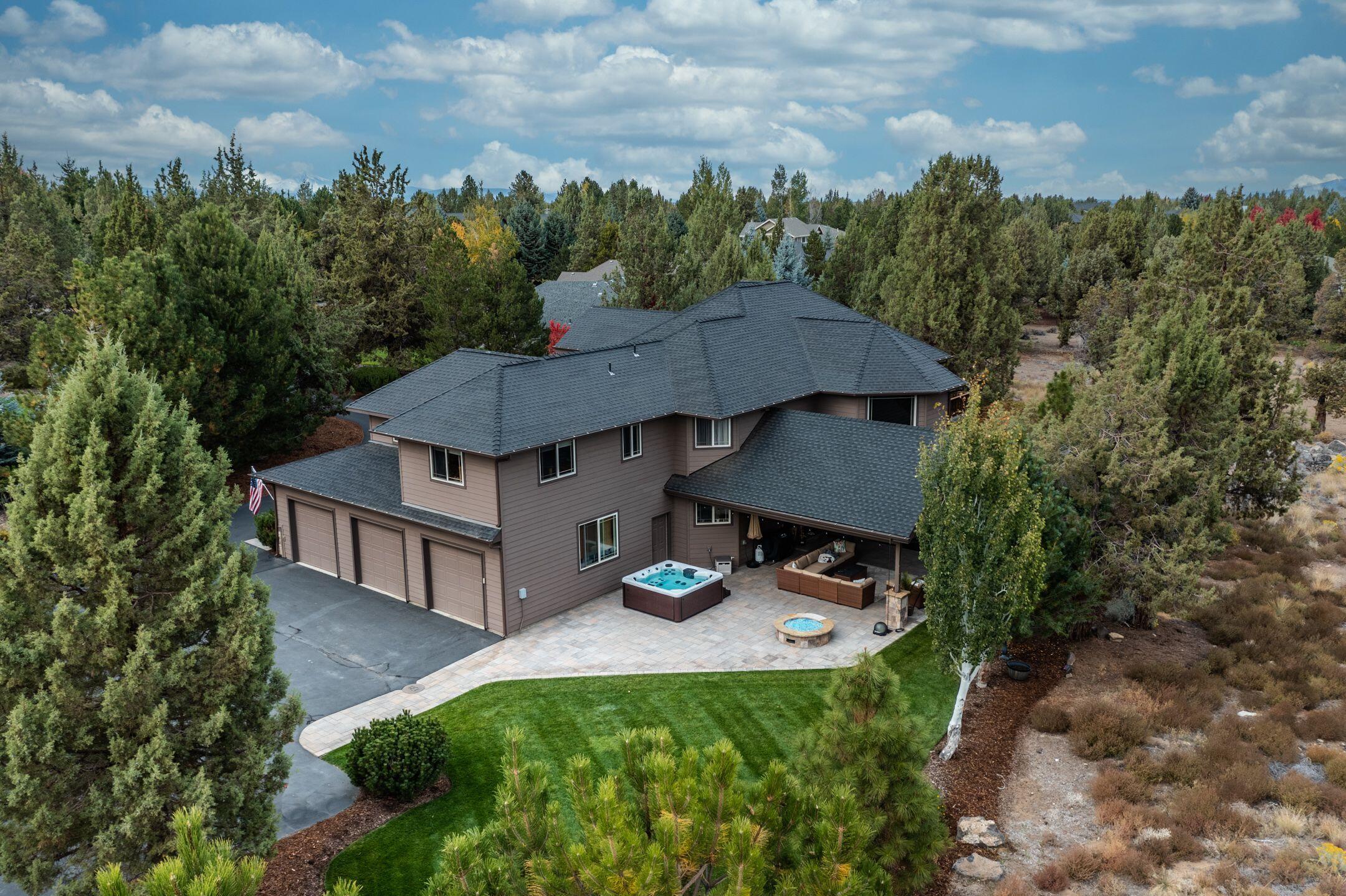 Eagle Crest - Residential