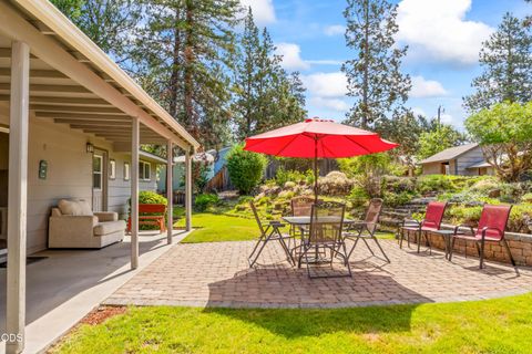 Tiny photo for 709 NE Lafayette Avenue, Bend, OR 97701 (MLS # 220224006)
