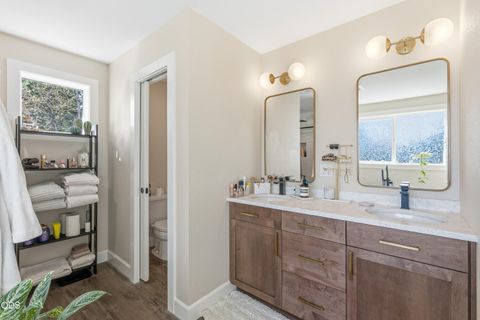 Tiny photo for 2059 SE 176th Avenue, Portland, OR 97233 (MLS # 220223489)