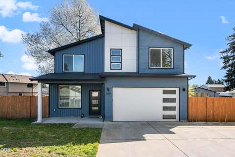 Photo of 2059 SE 176th Avenue, Portland, OR 97233 (MLS # 220223489)