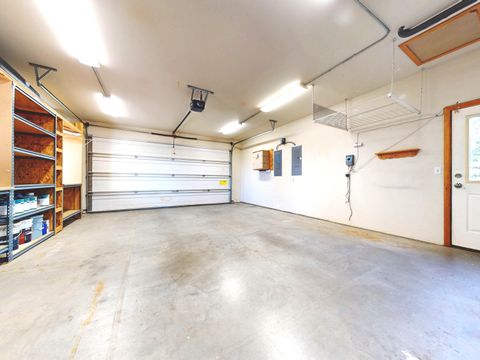 Tiny photo for 10300 SW Nicole Drive, Powell Butte, OR 97753 (MLS # 220222084)