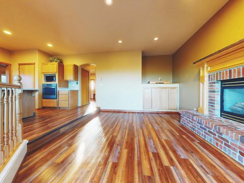Tiny photo for 10300 SW Nicole Drive, Powell Butte, OR 97753 (MLS # 220222084)
