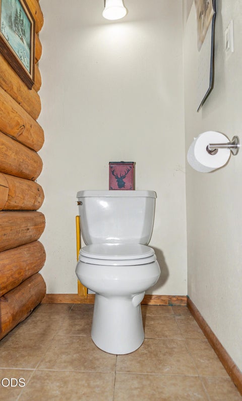 Tiny photo for 28333 Yonna Wood Road, Bonanza, OR 97623 (MLS # 220223331)