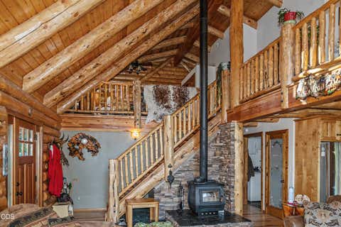 Tiny photo for 28333 Yonna Wood Road, Bonanza, OR 97623 (MLS # 220223331)