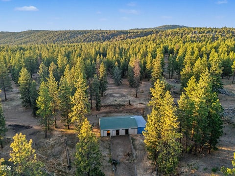 Tiny photo for 28333 Yonna Wood Road, Bonanza, OR 97623 (MLS # 220223331)
